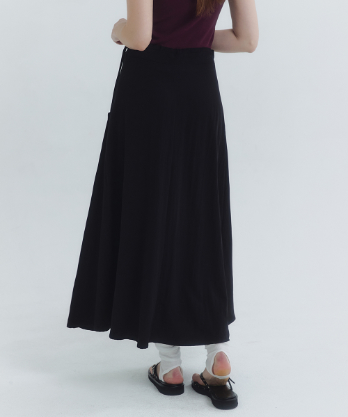 MICANE(ミケーネ)の「ダビディンストリングフレアスカート(スカート・レディース・ブラック/アイボリー・0/1/2/3/4/5)」の7枚目の写真