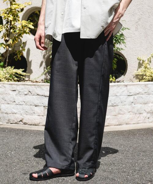 URBAN RESEARCH DOORS(アーバンリサーチドアーズ)の「コインポケット イージー カーブパンツ(その他パンツ・メンズ・ベージュ/チャコールグレー・LARGE/MEDIUM)」の3枚目の写真