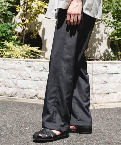 URBAN RESEARCH DOORS(アーバンリサーチドアーズ)の「コインポケット イージー カーブパンツ(その他パンツ・メンズ・ベージュ/チャコールグレー・LARGE/MEDIUM)」の5枚目の写真