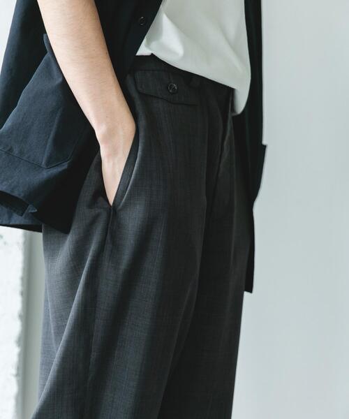 URBAN RESEARCH DOORS(アーバンリサーチドアーズ)の「コインポケット イージー カーブパンツ(その他パンツ・メンズ・ベージュ/チャコールグレー・LARGE/MEDIUM)」の10枚目の写真