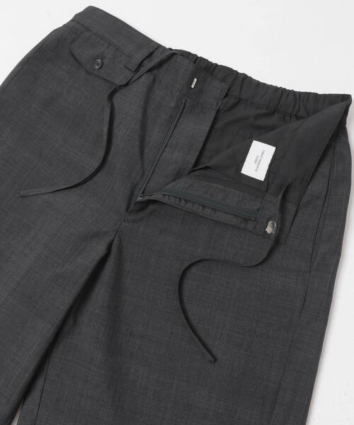 URBAN RESEARCH DOORS(アーバンリサーチドアーズ)の「コインポケット イージー カーブパンツ(その他パンツ・メンズ・ベージュ/チャコールグレー・LARGE/MEDIUM)」の19枚目の写真