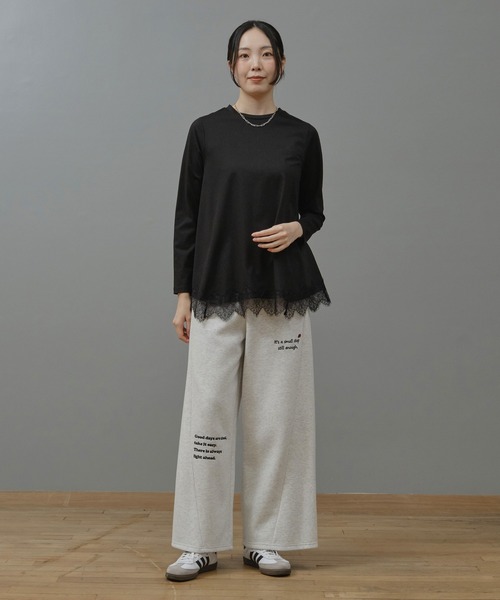 Nunc.(ヌンク)の「レースヘムロングTシャツ(Tシャツ/カットソー・レディース・オフホワイト/ブラック・FREE)」の11枚目の写真