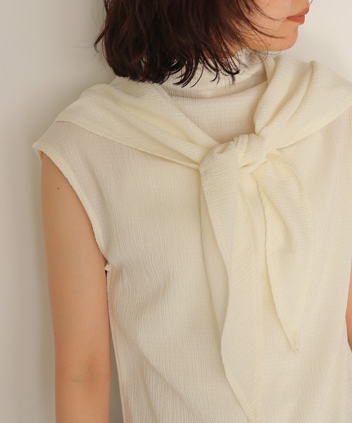 cheriella(シェリエラ)の「【cheriella】楊柳スカーフノースリーブブラウス CREPE SCARF SLEEVELESS BLOUSE(Tシャツ/カットソー・レディース・ブラック/ブラウン/アイボリー・FREE)」の21枚目の写真