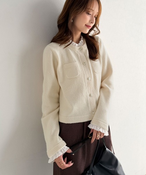 mily bilet(ミウィビレット)の「【mily bilet】秋コーデに、ひとさじの甘さを。取り外し可能フリル襟 2Wayフェイクレイヤードカーディガン(カーディガン/ボレロ・レディース・ネイビー/グレー/アイボリー・SMALL/MEDIUM/LARGE/X-LARGE)」の10枚目の写真