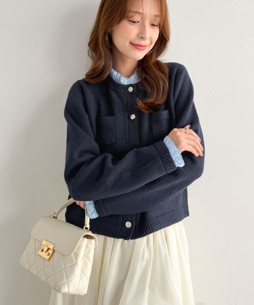mily bilet(ミウィビレット)の「【mily bilet】秋コーデに、ひとさじの甘さを。取り外し可能フリル襟 2Wayフェイクレイヤードカーディガン(カーディガン/ボレロ・レディース・ネイビー/グレー/アイボリー・SMALL/MEDIUM/LARGE/X-LARGE)」の8枚目の写真
