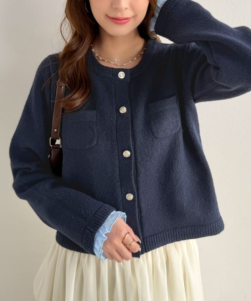 mily bilet(ミウィビレット)の「【mily bilet】秋コーデに、ひとさじの甘さを。取り外し可能フリル襟 2Wayフェイクレイヤードカーディガン(カーディガン/ボレロ・レディース・ネイビー/グレー/アイボリー・SMALL/MEDIUM/LARGE/X-LARGE)」の7枚目の写真