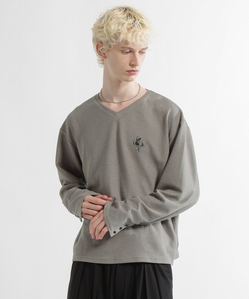 HARE（ハレ）の「【郷祥×HARE】VネックバックプリントカットLS(HARE)（Tシャツ/カットソー・メンズ・グレー/ブラック・FREE）」の2枚目の写真