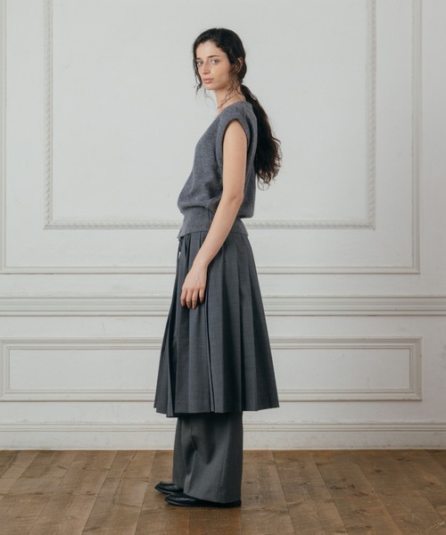 CREDONA(クレドナ)の「PLEATED MIDI SKIRT/プリーツミディスカート(スカート・レディース・グレー/ブラック・FREE)」の6枚目の写真