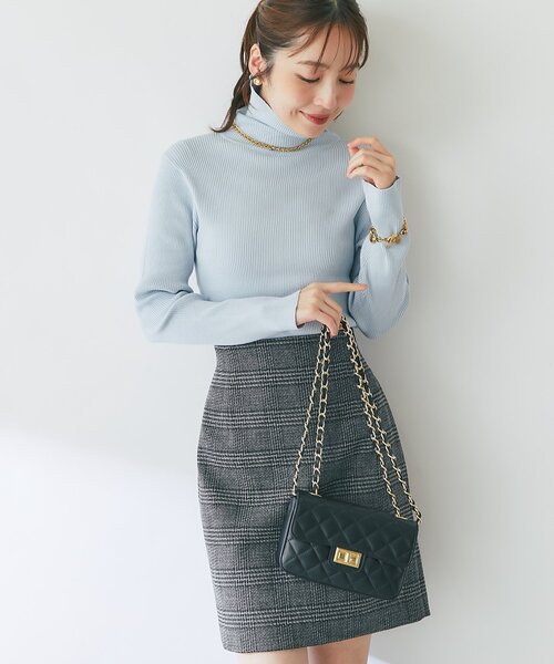 La boutique BonBon(ラブティックボンボン)の「【オウレンティ】キルティングチェーンバッグ(ショルダーバッグ・レディース・チャコールグレー/ブラック・FREE)」の18枚目の写真