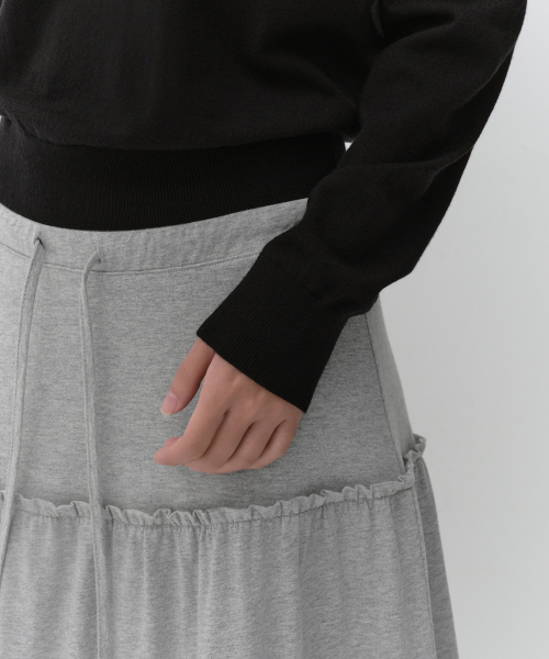 MUSINSA STANDARD WOMAN（ムシンサスタンダードウーマン）の「ウィメンズエッセンシャルスcoopネックニット[ブラック]（ニット/セーター・レディース・その他・X-SMALL/SMALL/MEDIUM/LARGE）」の5枚目の写真