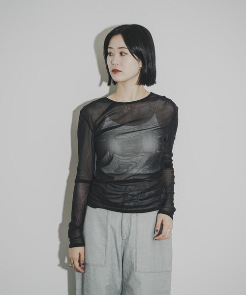 THE GOODLAND MARKET(ザグッドランドマーケット)の「cwtch SHEER RANDOM TUCK LONG TEE(Tシャツ/カットソー・レディース・ブラック/ライトブルー/ホワイト・FREE)」の21枚目の写真