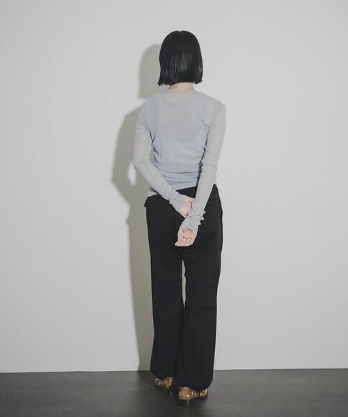 THE GOODLAND MARKET(ザグッドランドマーケット)の「cwtch SHEER RANDOM TUCK LONG TEE(Tシャツ/カットソー・レディース・ブラック/ライトブルー/ホワイト・FREE)」の12枚目の写真