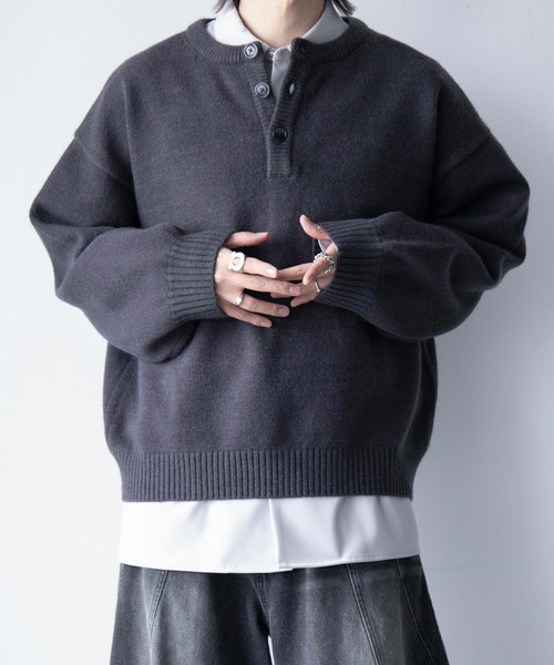 cussil(クシル)の「【cussil/クシル】ハイファンクショナルニット ワイドバルーンスリーブ ルーズヘンリーネックセーター(ニット/セーター・メンズ・ブラック/ワイン/チャコールグレー・S/L/M)」の9枚目の写真