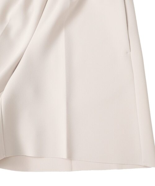 SOFFITTO(ソフィット)の「【BIRROT/ビロット】LAY3 DRAWSTRING SHORTSウエストゴム・ワイドショートパンツ(その他パンツ・レディース・ベージュ・FREE)」の7枚目の写真