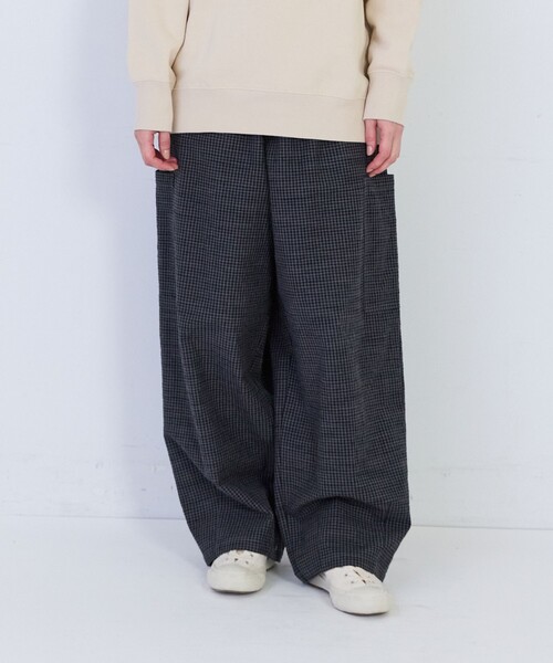 conges payes ADIEU TRISTESSE(コンジェ ペイエ アデュートリステス)の「コットンリネンスラブイージーパンツ(その他パンツ・レディース・ベージュ系その他/ピンク/グレー/ブラック系その他・38)」の15枚目の写真