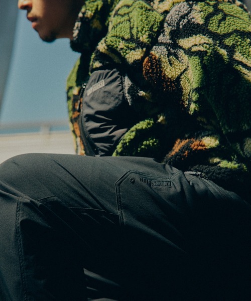 GRIP SWANY(グリップスワニー)の「GRIP SWANY/グリップスワニー REVERSIBLE JKT 5.0 メンズ コート ジャケット ナイロン アウトドア タウンユース リバーシブル 撥水 2026秋冬 秋服 冬服(ブルゾン・メンズ・ブラック/ベージュ/オリーブ・M/L)」の9枚目の写真