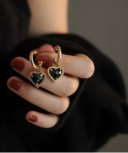 ブラックハート＆ビジューピアス（ピアス（両耳用））｜pumpkin port