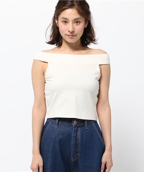 Luz Llena (philter)（ラズレナ　フィルター）の「[もっちり柔らかポンチ素材]オフショルダートップス（Tシャツ/カットソー・レディース・ネイビー/イエロー/ブラック/オフホワイト/ブルー/ピンク/レッド・LARGE/MEDIUM）」の12枚目の写真