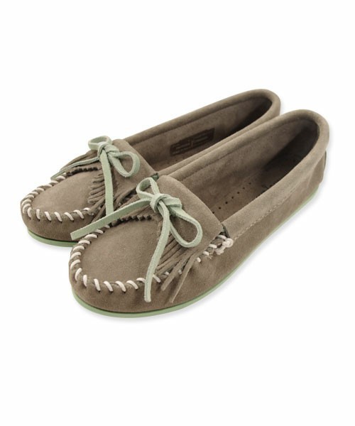 style counsel(スタイルカウンセル)の「【16年 春夏コレクション 先行予約】 『MINNETONKA』 ミネトンカ キルティ スエードモカシン(モカシン/デッキシューズ・レディース・グレー/ベージュ・8inch/6inch/7inch/5inch)」の13枚目の写真