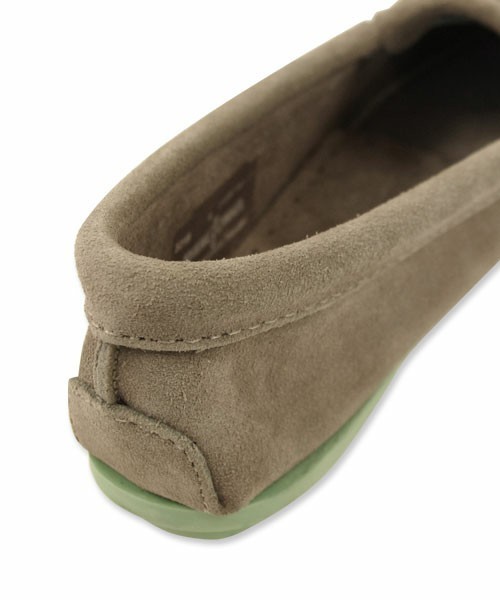 style counsel(スタイルカウンセル)の「【16年 春夏コレクション 先行予約】 『MINNETONKA』 ミネトンカ キルティ スエードモカシン(モカシン/デッキシューズ・レディース・グレー/ベージュ・8inch/6inch/7inch/5inch)」の8枚目の写真