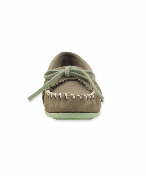 style counsel(スタイルカウンセル)の「【16年 春夏コレクション 先行予約】 『MINNETONKA』 ミネトンカ キルティ スエードモカシン(モカシン/デッキシューズ・レディース・グレー/ベージュ・8inch/6inch/7inch/5inch)」の10枚目の写真