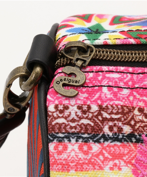 Desigual（デシグアル）の「[Desigual/デシグアル]バッグ（ショルダーバッグ・レディース・レッド系その他・ONE SIZE）」の11枚目の写真