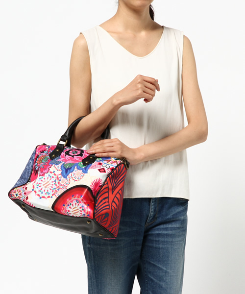 Desigual（デシグアル）の「[Desigual/デシグアル]バッグ（ショルダーバッグ・レディース・レッド系その他・ONE SIZE）」の5枚目の写真