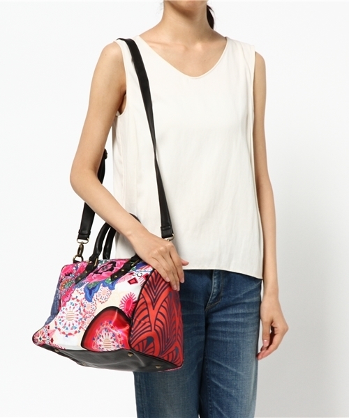 Desigual（デシグアル）の「[Desigual/デシグアル]バッグ（ショルダーバッグ・レディース・レッド系その他・ONE SIZE）」の6枚目の写真
