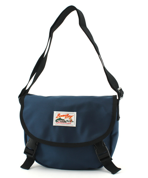 BEAMS BOY(ビームスボーイ)の「BEAMS BOY / ナイロンミニショルダー (ショルダーバッグ・レディース・ブラック/ピンク/ライトブルー/ネイビー/ベージュ・ONE SIZE)」の4枚目の写真