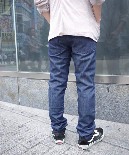 rovtski（ロフトスキー）の「インディゴデニムスキニーパンツ（デニムパンツ・メンズ・インディゴブルー/ライトインディゴブルー・LARGE/MEDIUM）」の21枚目の写真