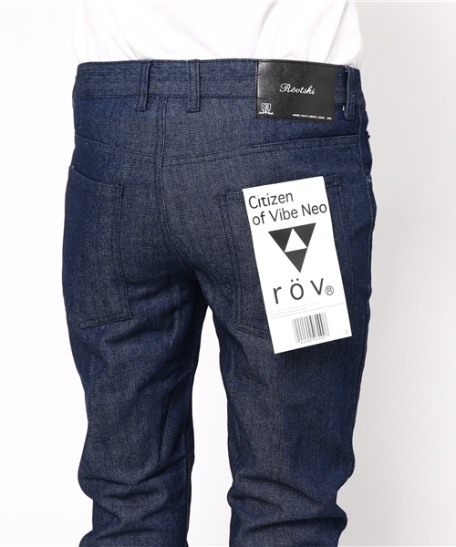 rovtski（ロフトスキー）の「インディゴデニムスキニーパンツ（デニムパンツ・メンズ・インディゴブルー/ライトインディゴブルー・LARGE/MEDIUM）」の14枚目の写真