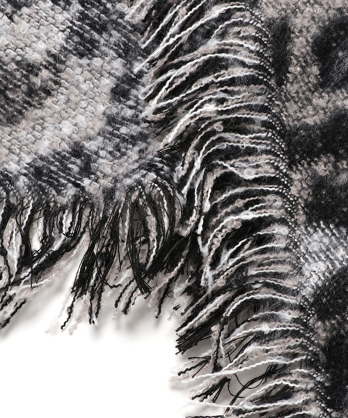 チャイハネ（チャイハネ）の「【チャイハネ】サファリショール（マフラー・レディース・ブラウン/レッド/ブラック・FREE）」の6枚目の写真