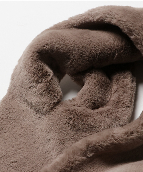 Denime（ドゥニーム）の「フェイクファーティペット（その他小物・レディース・ホワイト/グレー/ブラック/ベージュ・FREE）」の6枚目の写真