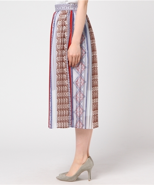 UNITED TOKYO（ユナイテッドトウキョウ）の「ミスティックパターンプリーツスカート（スカート・レディース・グリーン/レッド・1）」の4枚目の写真