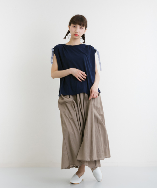 MERLOT（メルロー）の「リボンスリーブクロップドトップス2316（Tシャツ/カットソー・レディース・オフホワイト/ネイビー/ブラック・FREE）」の7枚目の写真