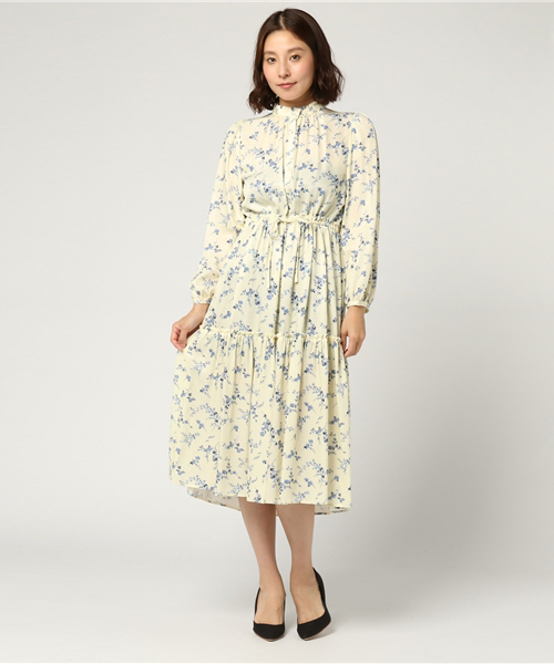 BLUE LABEL CRESTBRIDGE（ブルーレーベルクレストブリッジ）の