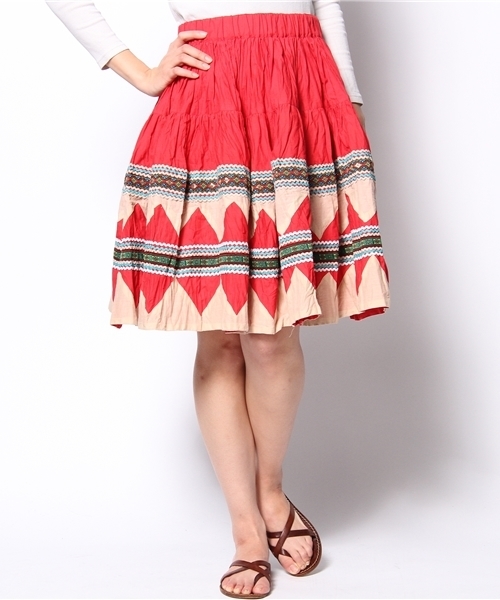 BEAMS BOY（ビームスボーイ）の「O.ﾈｲﾃｨﾌﾞS MID（スカート・レディース・カーキ/レッド・ONE SIZE）」の2枚目の写真