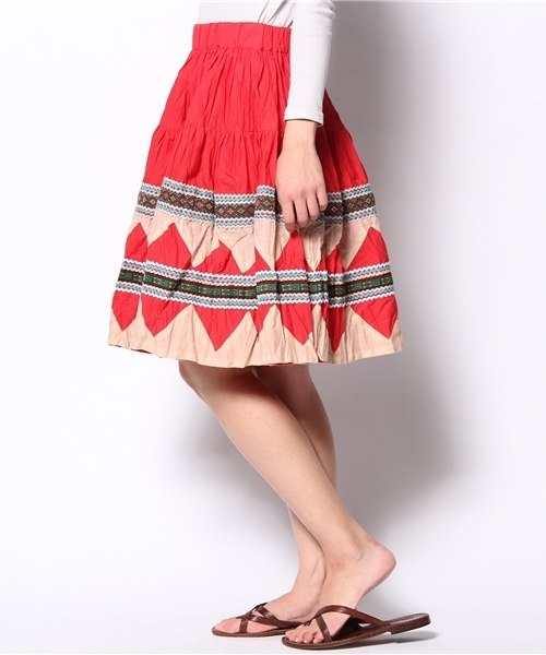 BEAMS BOY（ビームスボーイ）の「O.ﾈｲﾃｨﾌﾞS MID（スカート・レディース・カーキ/レッド・ONE SIZE）」の3枚目の写真