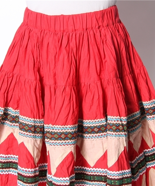 BEAMS BOY（ビームスボーイ）の「O.ﾈｲﾃｨﾌﾞS MID（スカート・レディース・カーキ/レッド・ONE SIZE）」の5枚目の写真