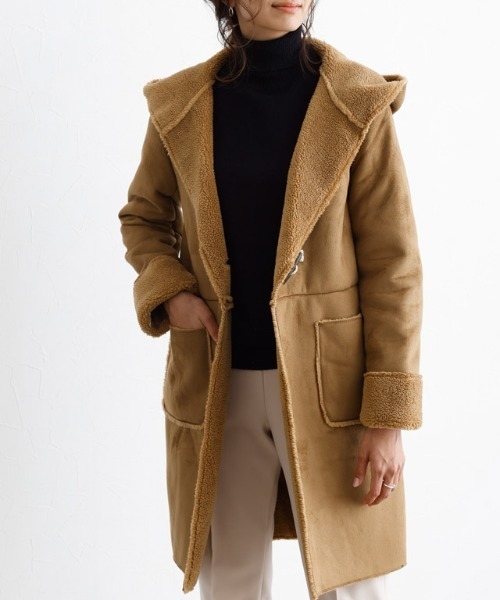 Pierrot（ピエロ）の「フード付きフェイクムートンボアコート（ムートンコート・レディース・グレー/ピンク系その他/キャメル/モカ・L/M）」の11枚目の写真