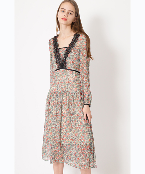 JILL STUART（ジルスチュアート）の「◆リバティープリントフラワーワンピース（ワンピース・レディース・ホワイト/ネイビー・0/2/4）」の15枚目の写真