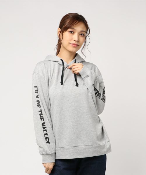 VENCEEXCHANGE（ヴァンスエクスチェンジ）の「袖プリントロゴパーカー（パーカー・レディース・ブラック/グレー/オリーブ/マスタード・M）」の9枚目の写真