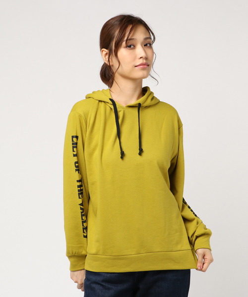 VENCEEXCHANGE（ヴァンスエクスチェンジ）の「袖プリントロゴパーカー（パーカー・レディース・ブラック/グレー/オリーブ/マスタード・M）」の7枚目の写真