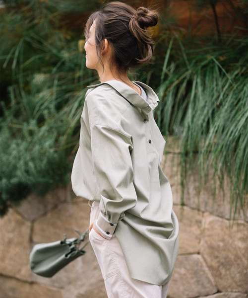 Munich(ミューニック)の「ニットリブカフスシャツ(シャツ/ブラウス・レディース・ホワイト/ブラック/ホワイト×グレー/ベージュ/ライトカーキ・FREE)」の18枚目の写真