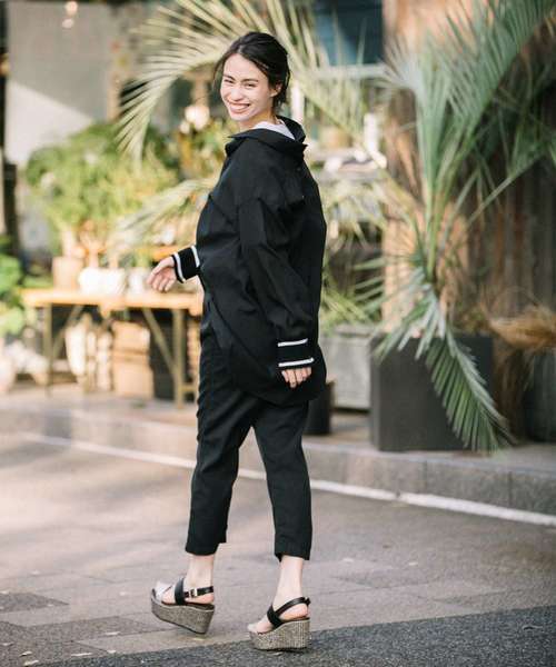 Munich(ミューニック)の「ニットリブカフスシャツ(シャツ/ブラウス・レディース・ホワイト/ブラック/ホワイト×グレー/ベージュ/ライトカーキ・FREE)」の19枚目の写真