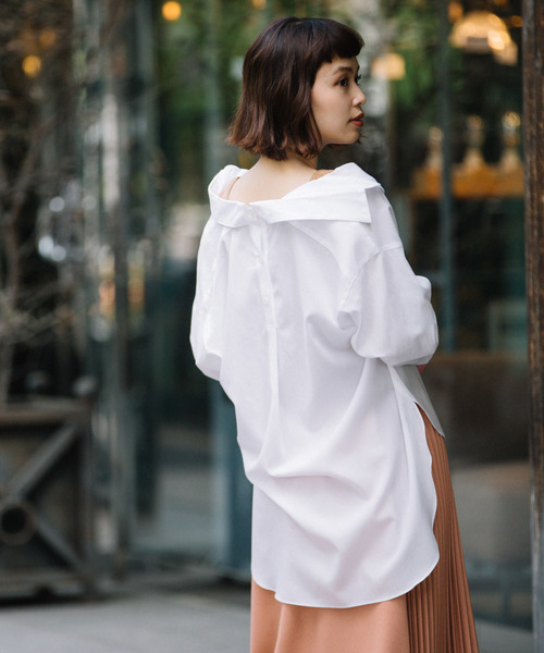 Munich(ミューニック)の「ニットリブカフスシャツ(シャツ/ブラウス・レディース・ホワイト/ブラック/ホワイト×グレー/ベージュ/ライトカーキ・FREE)」の6枚目の写真