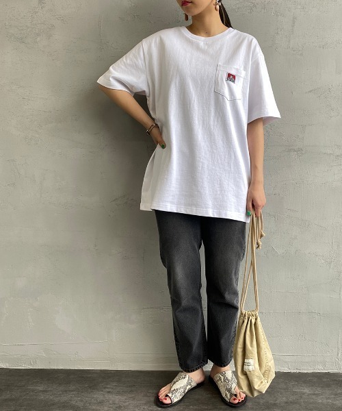 BEN DAVIS（ベンデイビス）の「[BEN DAVIS/ベンデイビス] クルーネックロゴポケットTシャツ（Tシャツ/カットソー・メンズ・ラベンダー/ダークグリーン/ブルー/ブラック/ホワイト/レッド/ピンク/オレンジ/ブラウン/イエロー/レモンイエロー/パープル/マスタード/ベージュ/ネイビー/オフホワイト/ダークブラウン・L/M/XL）」の21枚目の写真