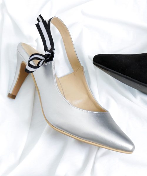 KOBE LETTUCE(コウベレタス)の「サイドリボンバックゴムパンプス(パンプス・レディース・アイボリー/シルバー/ピンク系その他/ブラック系その他/ドット・L/LL/M/S)」の12枚目の写真