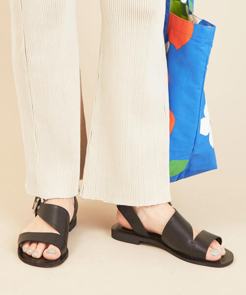 BEAUTY&YOUTH UNITED ARROWS(ビューティーアンドユースユナイテッドアローズ)の「BY∴ サイドオープンバックストラップサンダル о(サンダル・レディース・ベージュ/ホワイト/ブラック/ブラウン・37/36/36h/35h/38/37h)」の20枚目の写真
