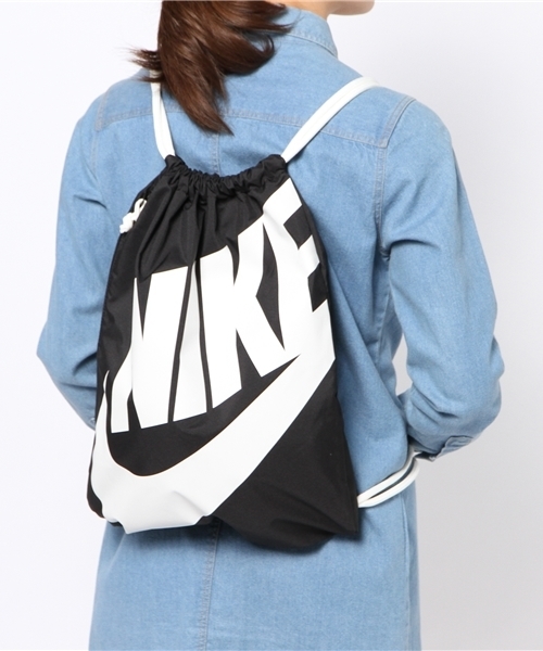 Another Edition（アナザーエディション）の「NIKE Heritage GYM SACK（バックパック/リュック・レディース・ブラック/ライム・フリー）」の5枚目の写真